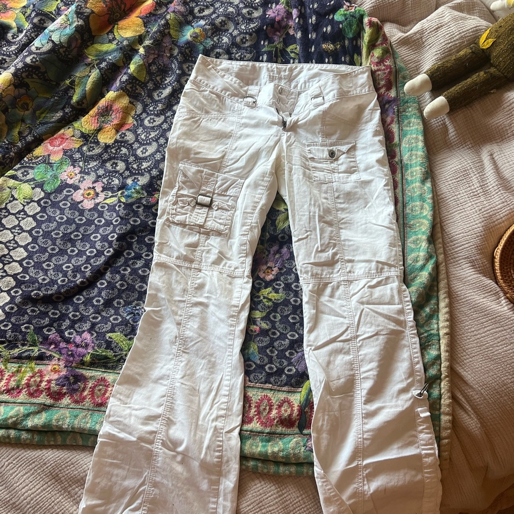 90s White Guess Cargo Pants